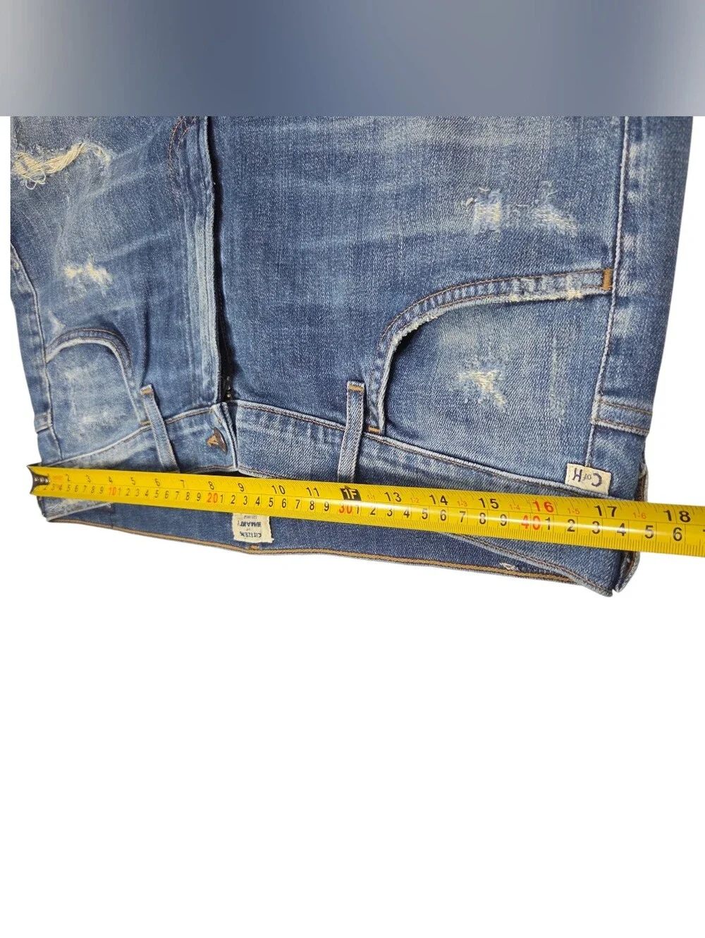 Citizens Of Humanity Blue Distressed Bootcut Jeans. Waist 31